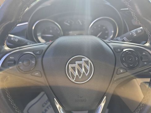 Used 2018 Buick Envision Preferred FWD image 8