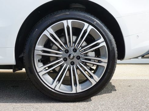 New 2025 Land Rover Range Rover Sport Dynamic SE image 35