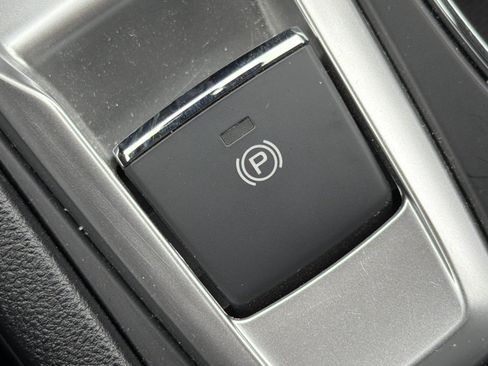 Certified 2026 Subaru Ascent Premium AWD/4WD image 29