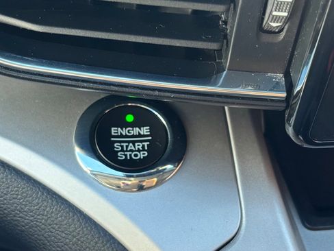 Certified 2021 Ford Explorer XLT w/ Equipment Group 202A image 40