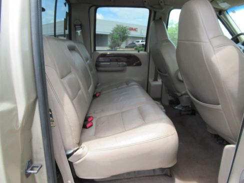 Used 2001 Ford F250 XL AWD/4WD image 18