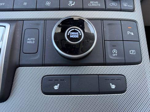 Used 2025 Hyundai Palisade SEL FWD image 31