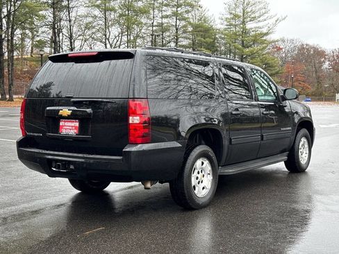 Used 2013 Chevrolet Suburban LT w/ Luxury Package image 5