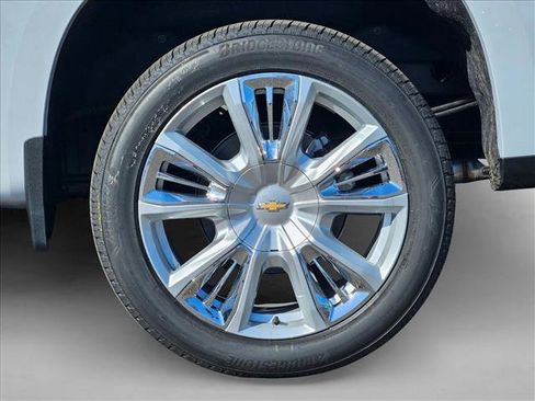 New 2026 Chevrolet Silverado 1500 High Country AWD/4WD image 10