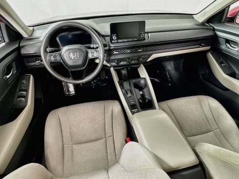 Used 2024 Honda Accord EX image 19