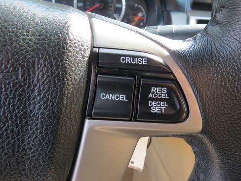 Used 2012 Honda Accord EX-L image 15