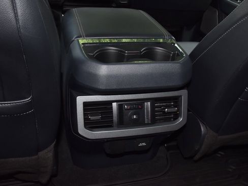 Certified 2023 Ford F250 Lariat w/ Lariat Ultimate Package AWD/4WD image 18