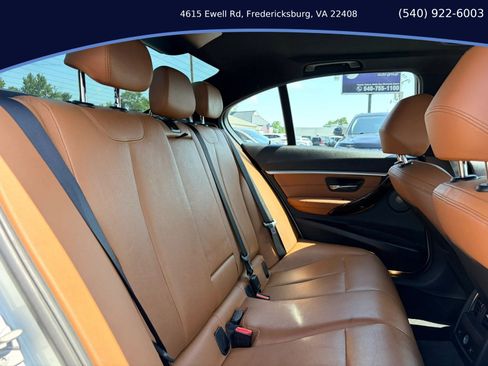 Used 2017 BMW 340i xDrive Sedan AWD/4WD image 14
