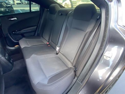 Used 2018 Dodge Charger SXT Plus w/ Blacktop Package image 23