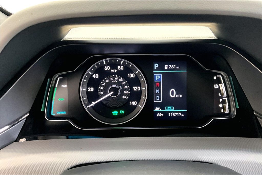 Used 2020 Hyundai Ioniq Blue FWD image 22