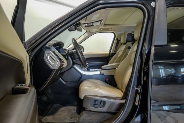 Used 2020 Land Rover Range Rover Sport HSE AWD/4WD image 5
