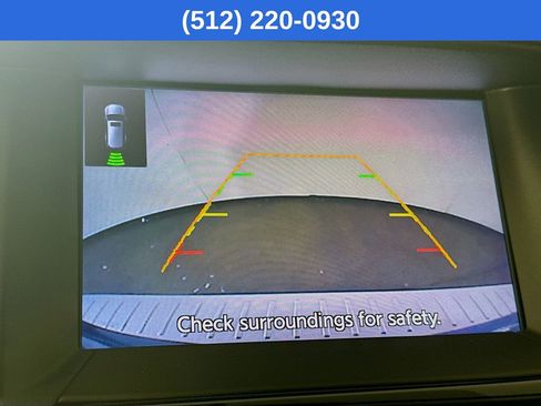 Used 2018 Nissan Pathfinder SV image 16