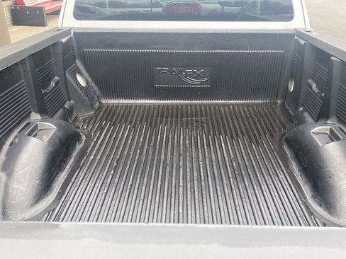 Used 2015 Chevrolet Colorado 2WD Extended Cab image 17