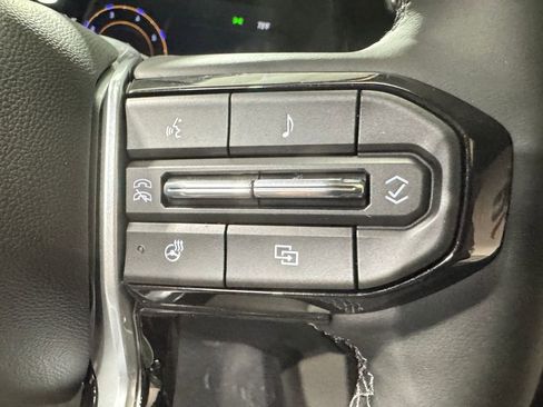 New 2026 Chevrolet Colorado ZR2 AWD/4WD image 17