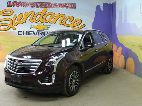Used 2018 Cadillac XT5 Luxury w/ Driver Awareness Package AWD/4WD image 2