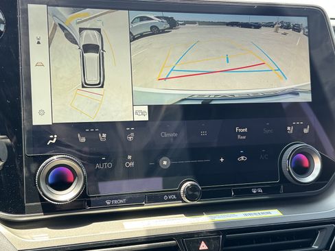 New 2026 Lexus TX 500h AWD image 27