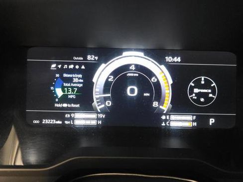 Used 2024 Toyota Tundra Limited AWD/4WD image 12
