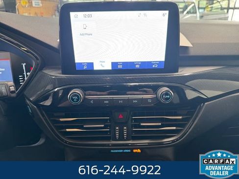 Used 2023 Ford Escape ST-Line image 19