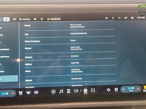 Used 2024 Rivian R1S Adventure AWD/4WD image 44