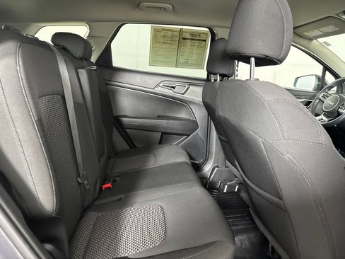 Used 2023 Kia Sportage LX FWD image 22