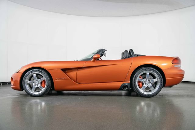 Used 2005 Dodge Viper SRT-10 w/ Copperhead Edition Group RWD image 5