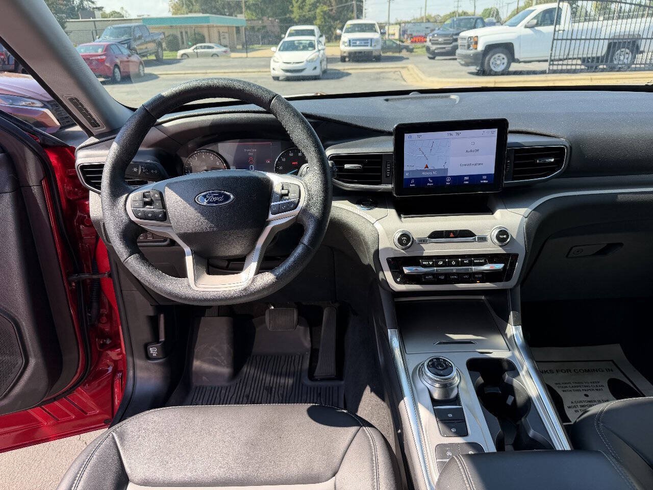 Used 2023 Ford Explorer XLT RWD image 18