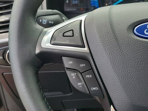 Certified 2024 Ford Edge SEL w/ Sport Appearance Package AWD/4WD image 9