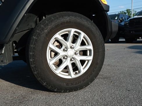 Used 2023 Jeep Wrangler Sport S AWD/4WD image 5