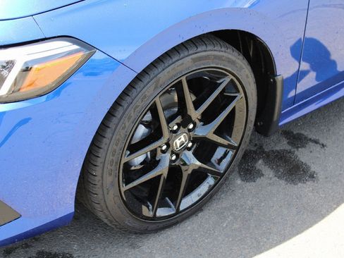 Used 2024 Honda Civic Sport image 13