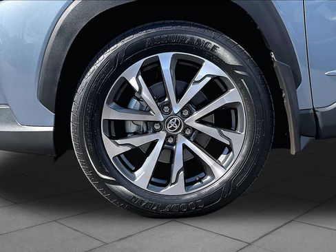 Certified 2023 Toyota Corolla Cross XLE w/ Convenience Package FWD image 10