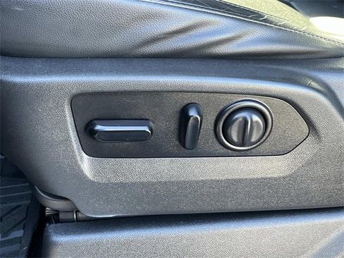 Used 2020 Chevrolet Silverado 2500 LTZ w/ LTZ Premium Package image 29