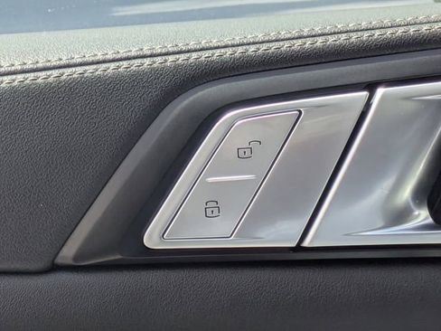 Used 2026 BMW X7 xDrive40i AWD/4WD image 35