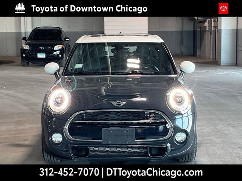 Used 2017 MINI Cooper S image 3