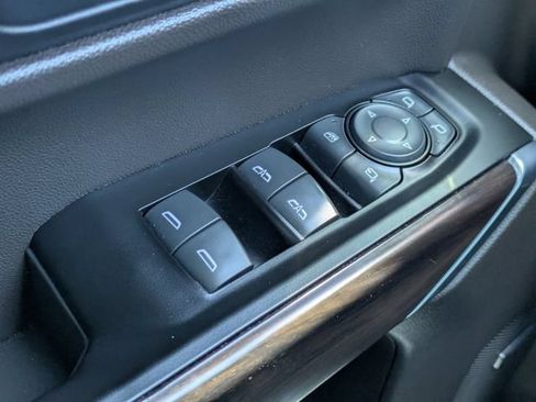 Used 2019 GMC Sierra 1500 SLT w/ SLT Premium Package AWD/4WD image 23