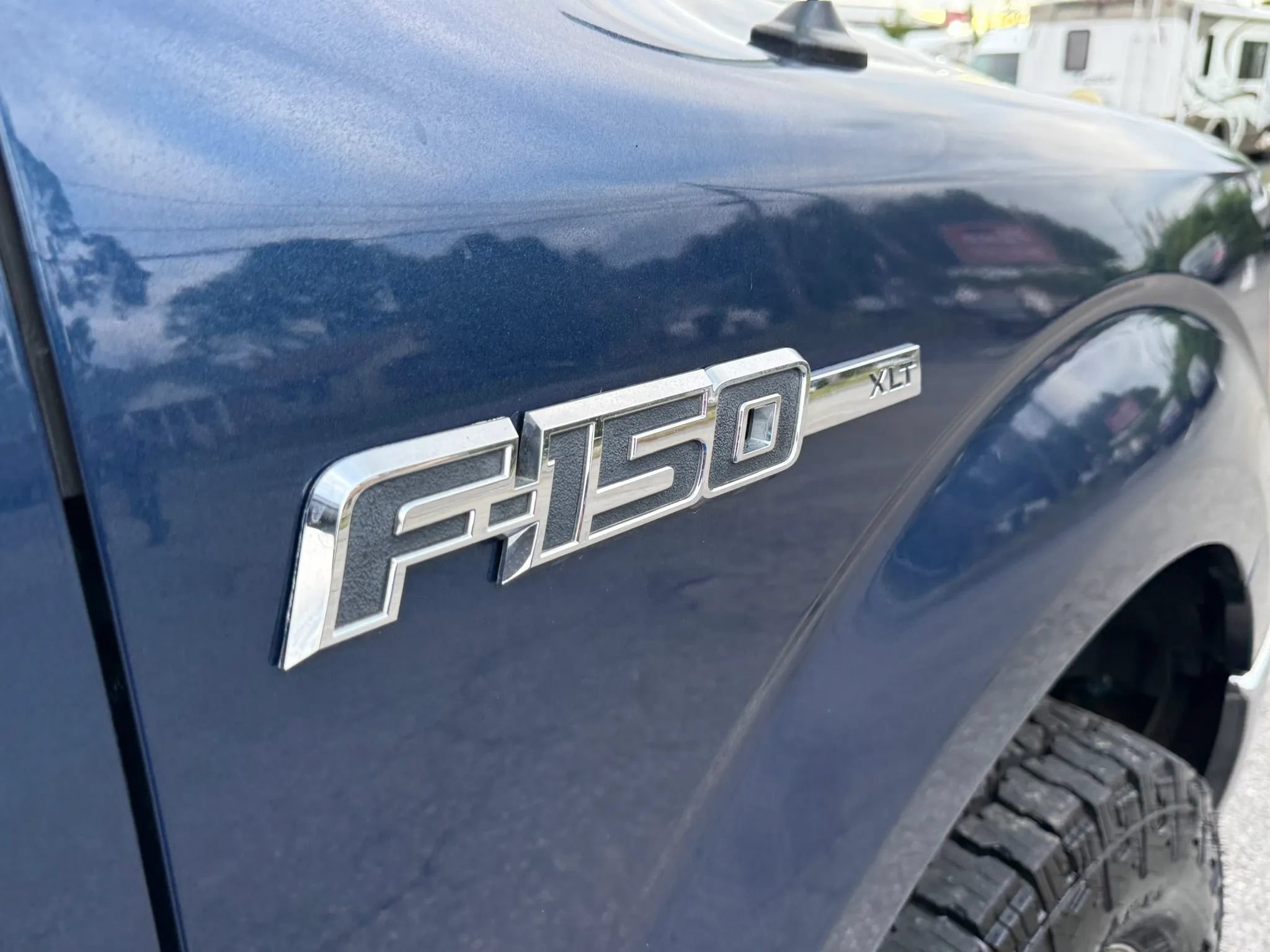 Used 2013 Ford F150 XLT w/ XLT Chrome Pkg AWD/4WD image 32