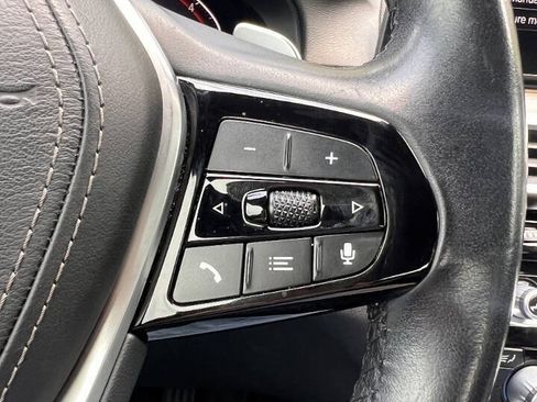 Used 2020 BMW 530i RWD image 21
