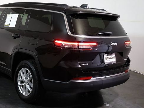 Used 2024 Jeep Grand Cherokee L Laredo w/ Trailer Tow Package AWD/4WD image 11