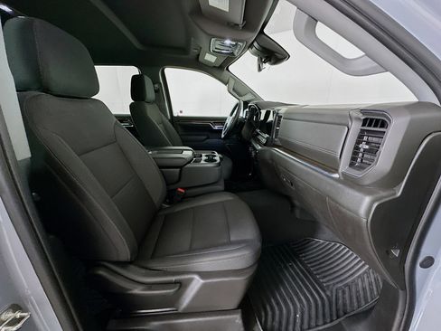 Used 2024 Chevrolet Silverado 1500 LT image 31