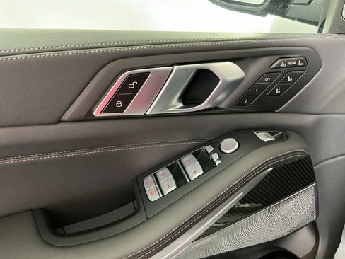 Certified 2025 BMW X7 M60i w/ Executive Package AWD/4WD image 18