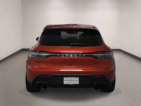 Used 2022 Porsche Macan AWD/4WD image 6