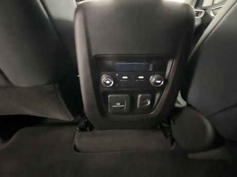 Certified 2021 Buick Enclave Essence w/ Sport Touring Edition image 22