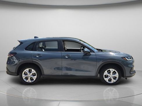 Used 2024 Honda HR-V LX image 3