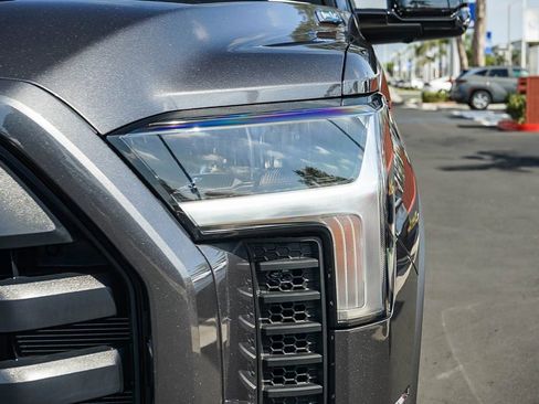 Used 2025 Toyota Tundra Limited AWD/4WD image 10