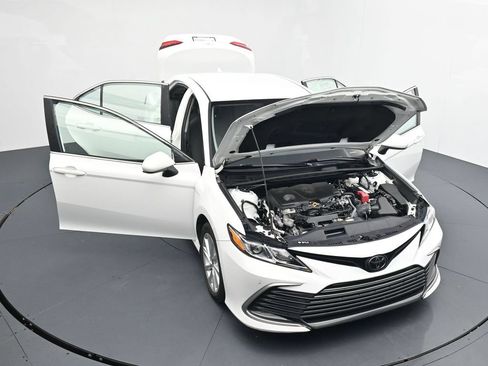 Used 2024 Toyota Camry LE FWD image 43