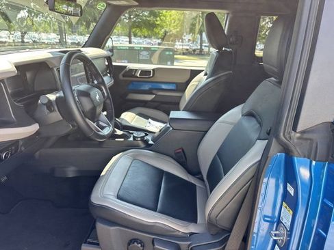 Used 2022 Ford Bronco Wildtrak AWD/4WD image 15