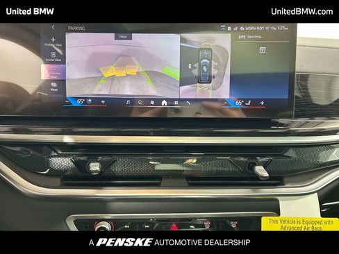 Used 2025 BMW X7 xDrive40i w/ M Sport Package image 17
