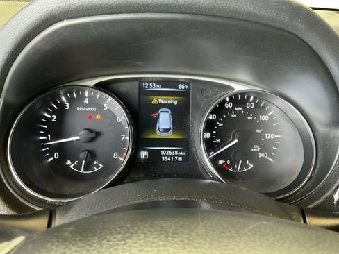 Used 2015 Nissan Rogue SV FWD image 14