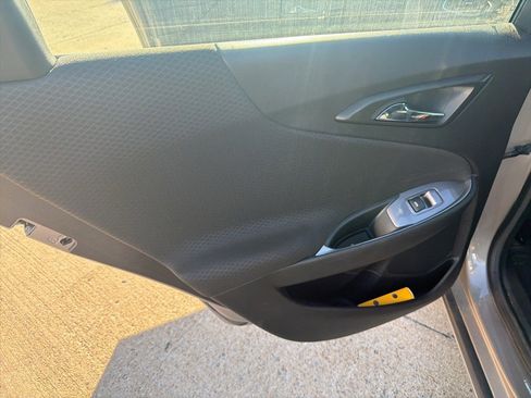 Used 2024 Chevrolet Malibu LT image 18