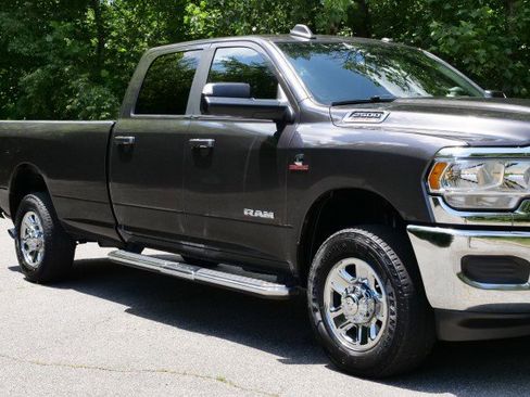 Used 2022 RAM 2500 Big Horn AWD/4WD image 30