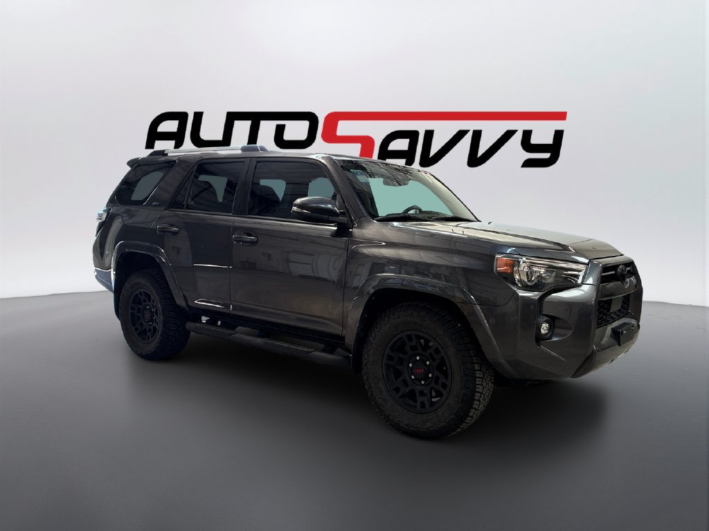 Used 2022 Toyota 4Runner SR5 Premium w/ Moonroof Package RWD image 3